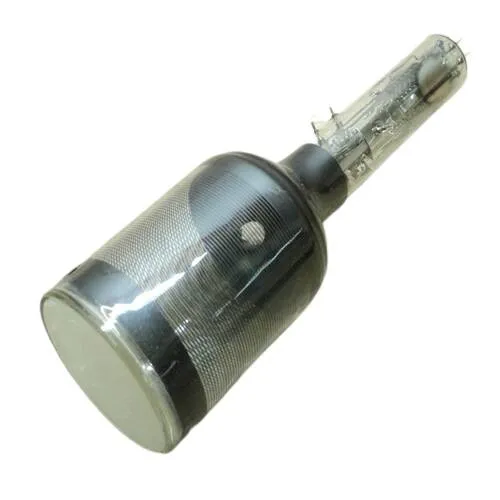 8ЛО3И трубка электронно-лучевая 8ЛО3И трубка электронно-лучевая