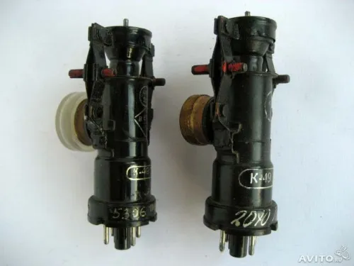 К-49 клистрон фото 2 К-49 клистрон фото 2